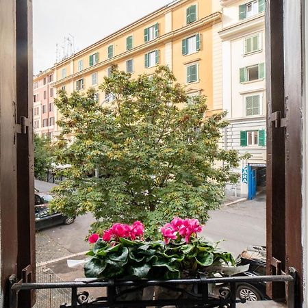 Appartamento Domus Pietrae Roma Esterno foto
